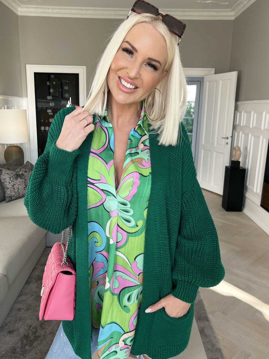 Heidi-Mode | Kurze Strickjacke mit Ballonärmeln