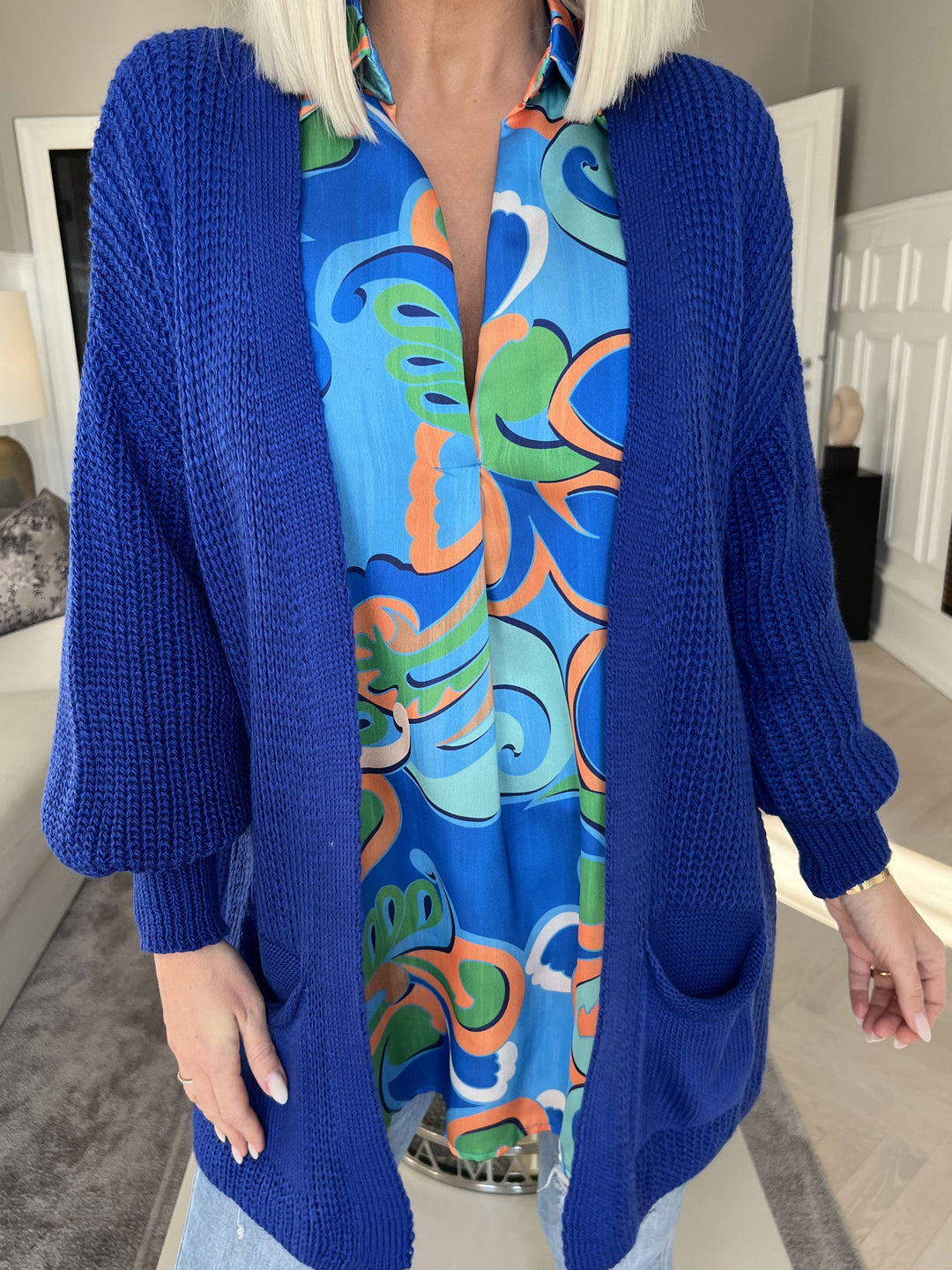 Heidi-Mode | Kurze Strickjacke mit Ballonärmeln
