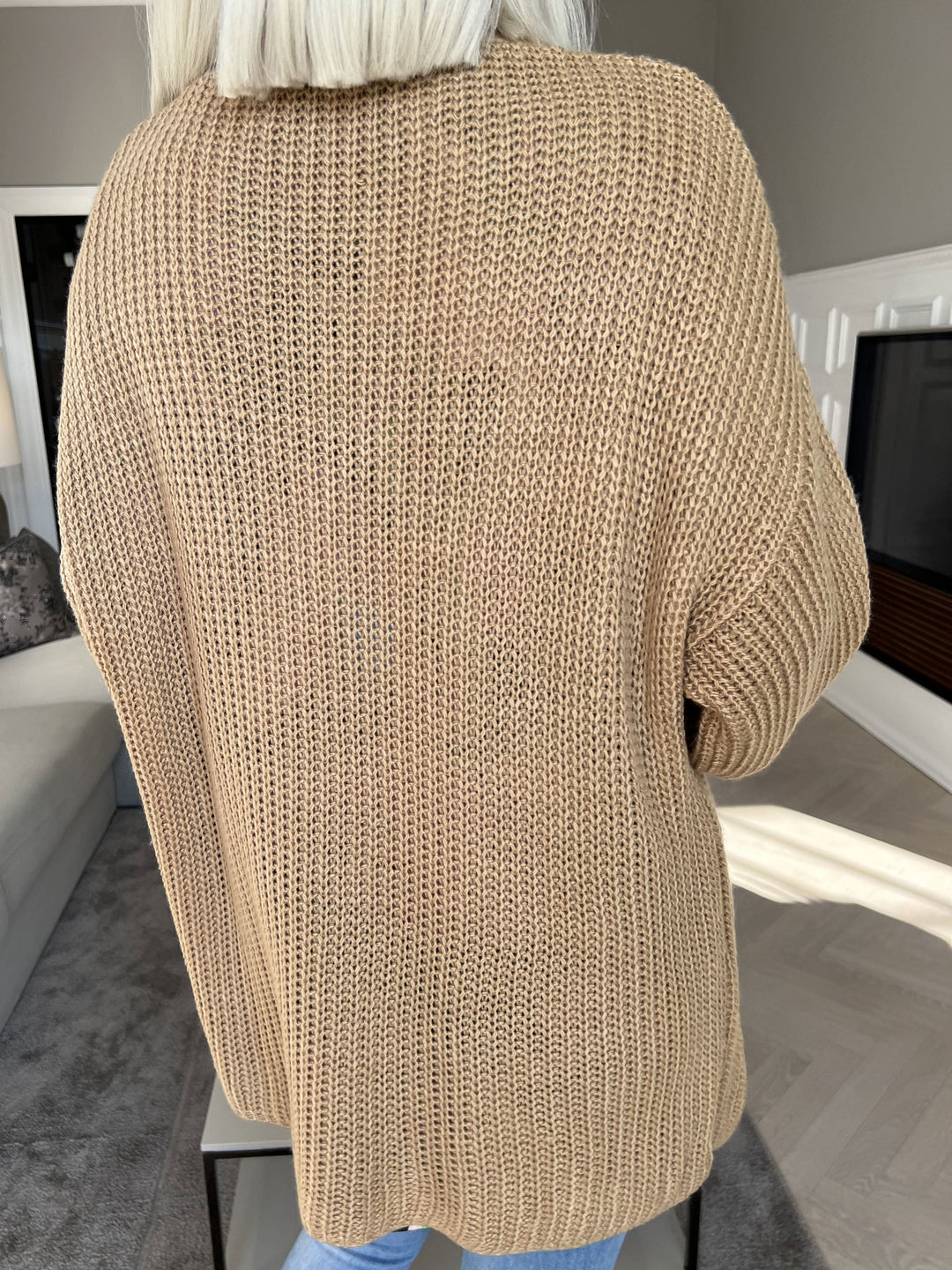 Heidi-Mode | Kurze Strickjacke mit Ballonärmeln