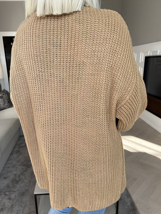 Heidi-Mode | Kurze Strickjacke mit Ballonärmeln