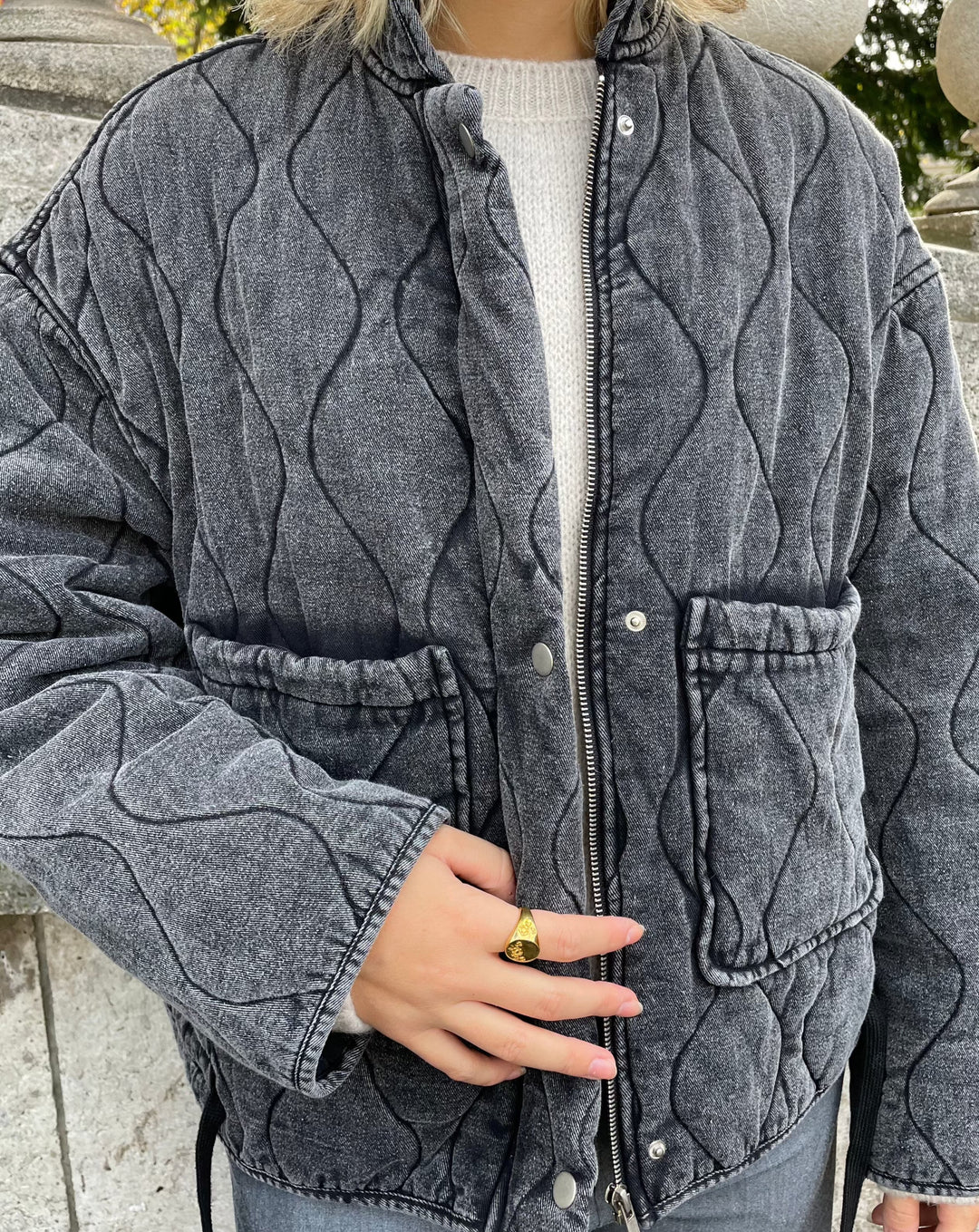 Heidi-Mode | Graue Jacke Mit Großen Taschen Bequemer Stil Für Die Kalte Jahreszeit Must Have Für Jeden Anlass