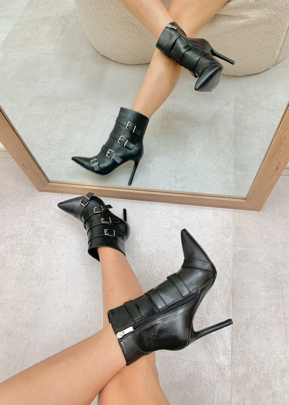 Heidi-Mode | Ankle Boots mit Schnallen und Spitzem Absatz