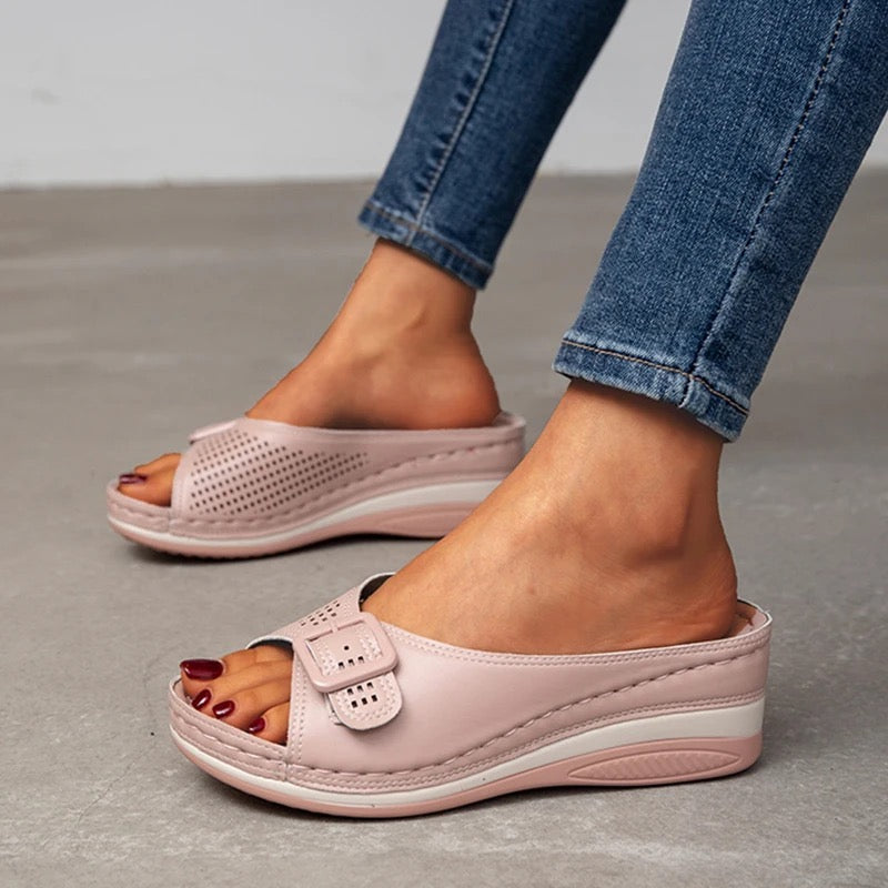 Heidi-Mode | Stilvolle und Bequeme Orthopädische Schuhe mit Gesundheitssohle