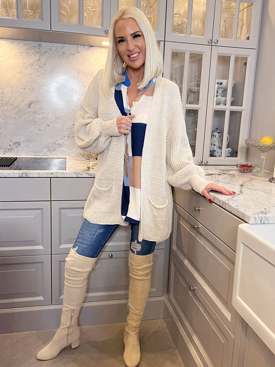 Heidi-Mode | Kurze Strickjacke mit Ballonärmeln