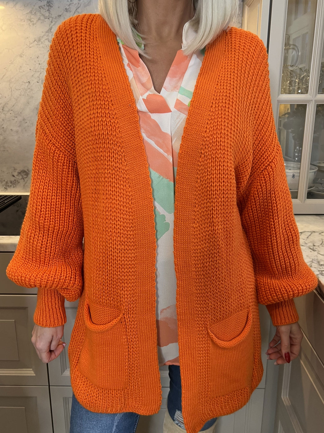 Heidi-Mode | Kurze Strickjacke mit Ballonärmeln