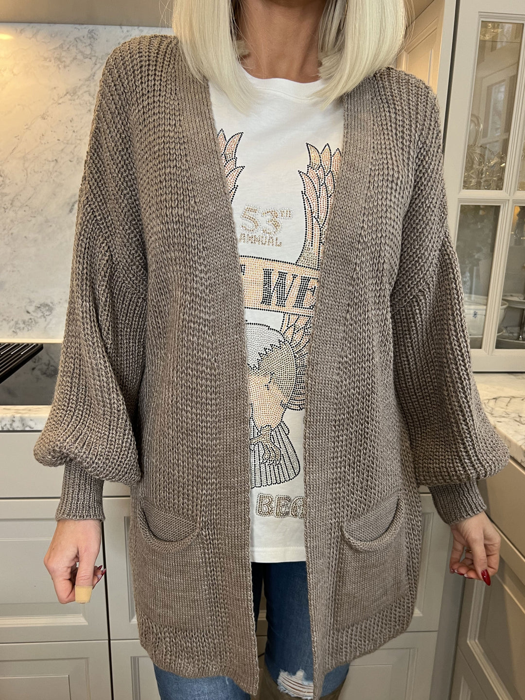 Heidi-Mode | Kurze Strickjacke mit Ballonärmeln