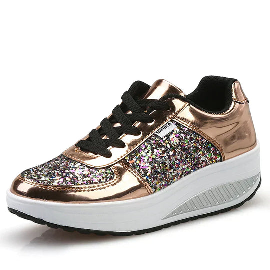 Heidi-Mode | Glitzernde Chunky Sneakers für Damen