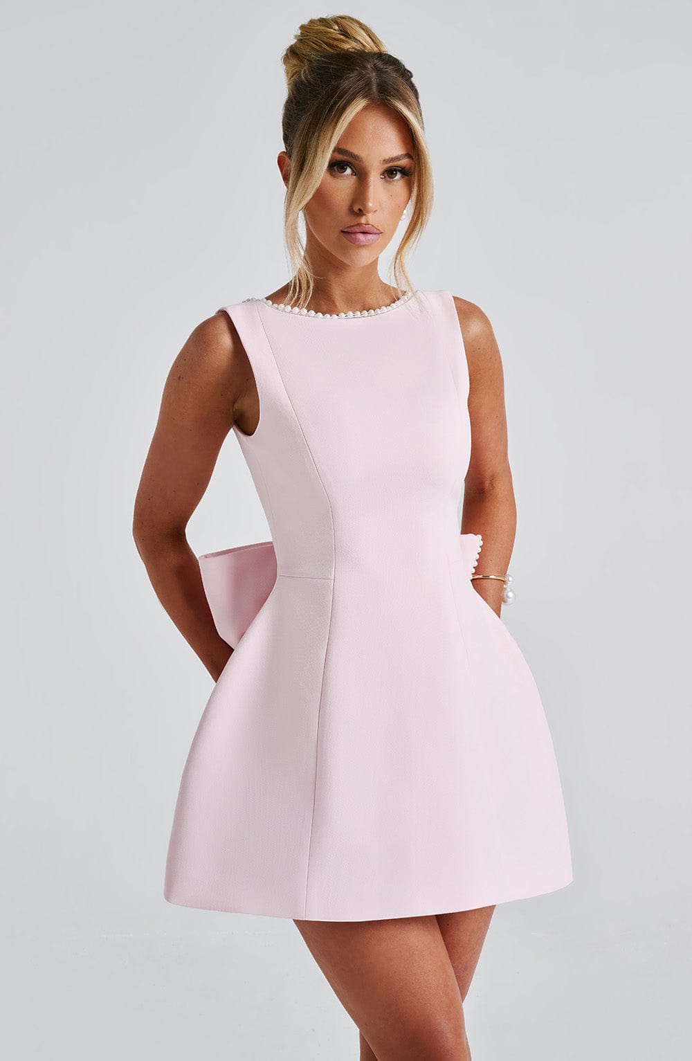 Heidi-Mode | Elegantes Damen Mini Kleid In Rosé Figurbetonter Schnitt