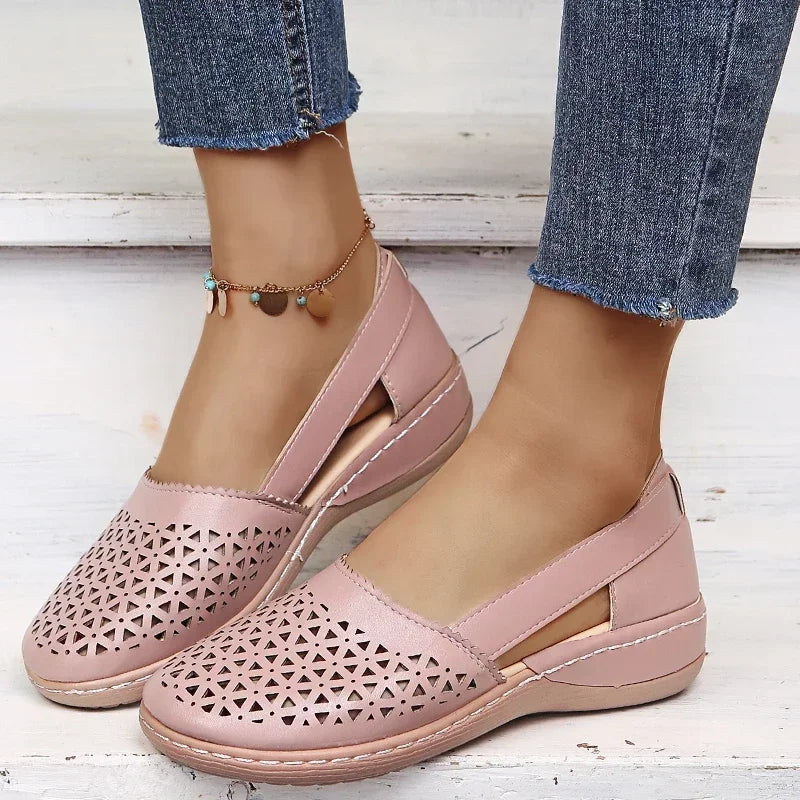 Heidi-Mode | Perforierte Slip-On Ballerinas