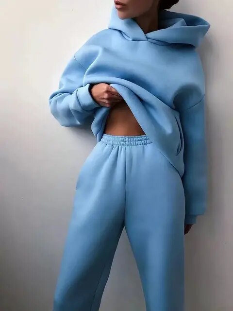 Heidi-Mode | Bequemer Hoodie & Jogginghose