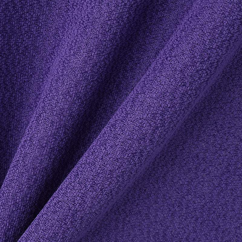 Heidi-Mode | Atmungsaktives Dünnes T-Shirt