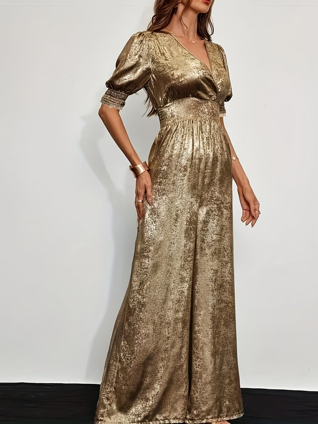 Heidi-Mode | Goldener Glanz Jumpsuit mit Eleganten Puffärmeln und V-ausschnitt
