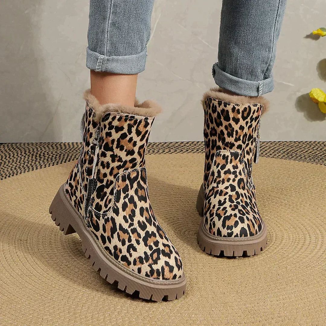 Heidi-Mode | Stylische Leopardenprint Stiefel