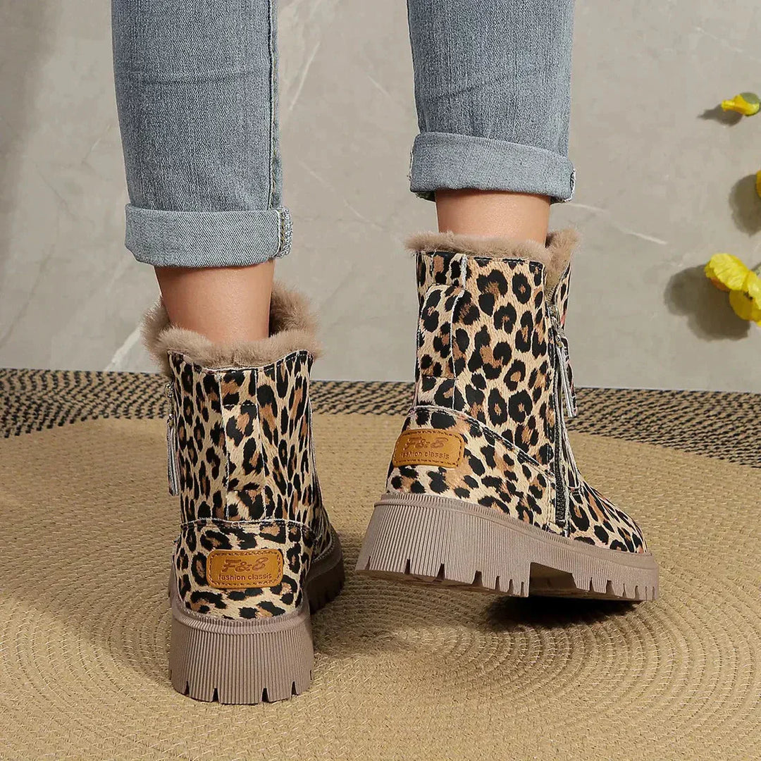 Heidi-Mode | Stylische Leopardenprint Stiefel