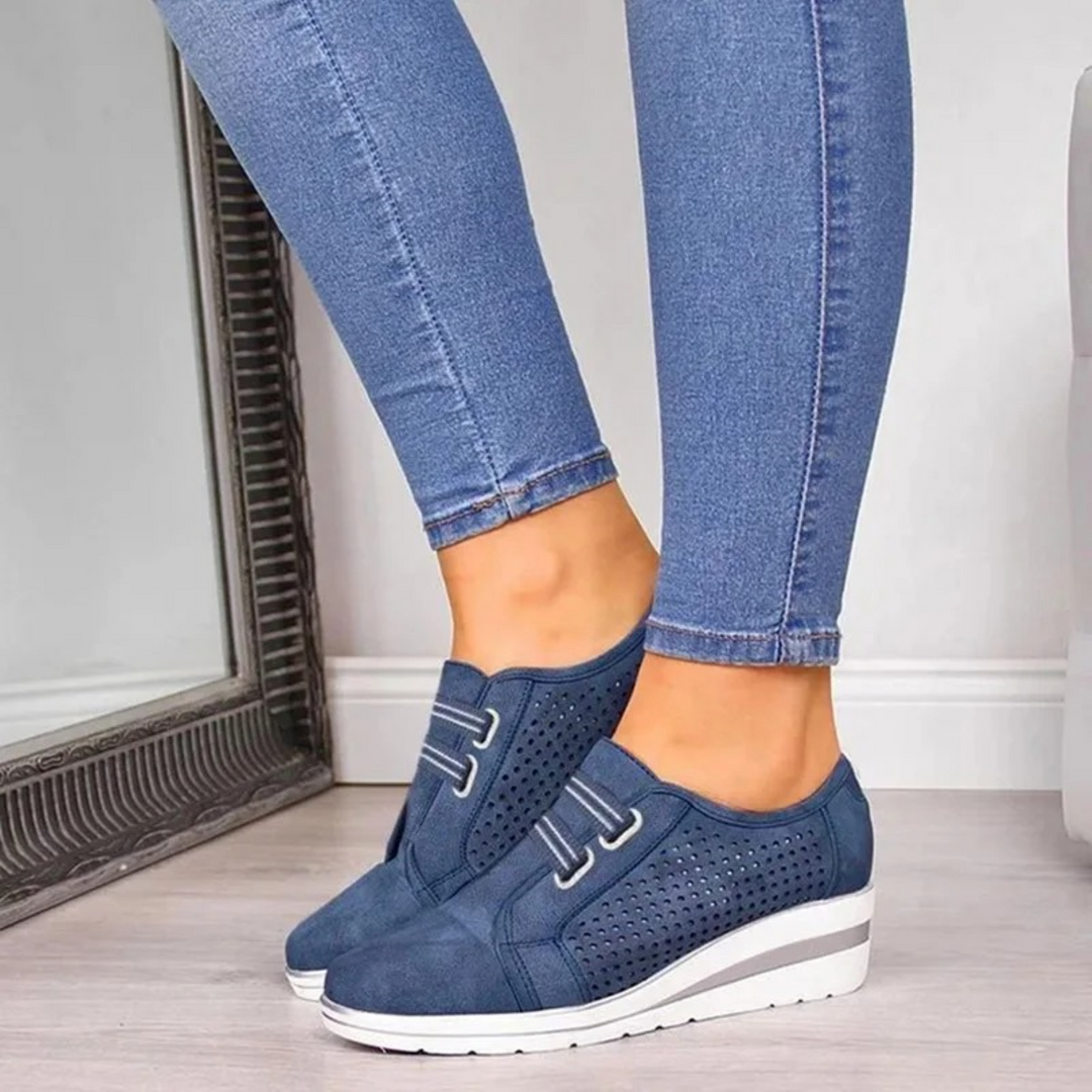 Heidi-Mode | Damenschuhe mit Hohlem Musterstreifen