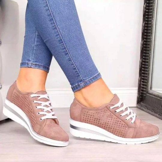 Heidi-Mode | Flache Damenschuhe mit Hohlmuster