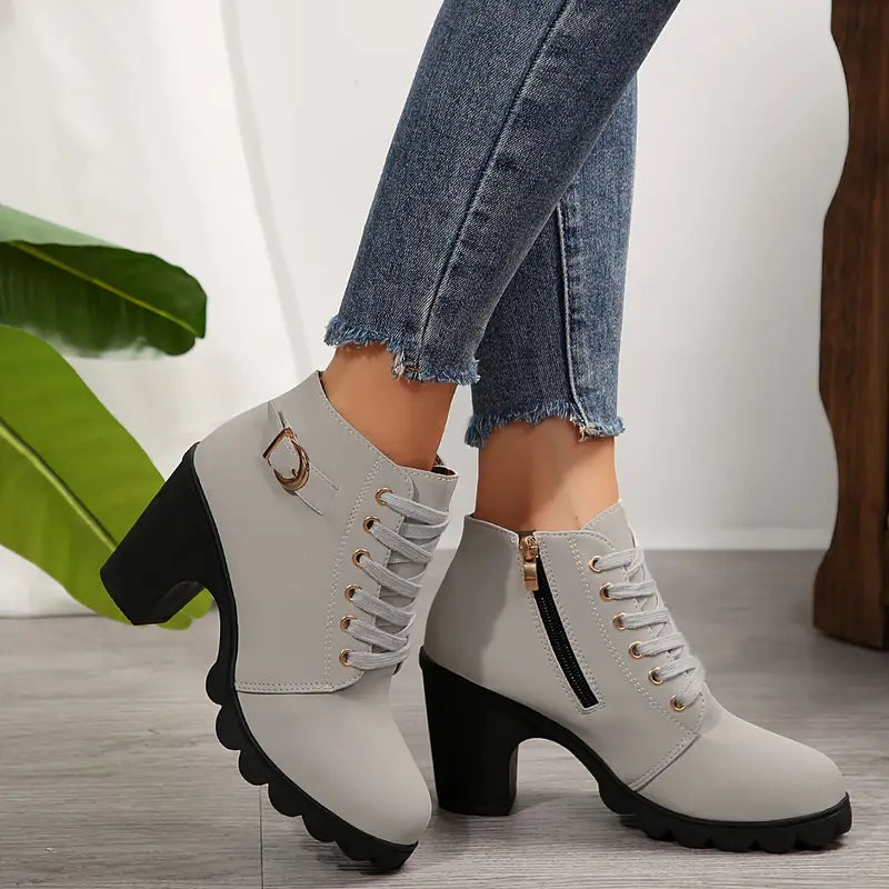 Heidi-Mode | Geschnürte Damenschuhe
