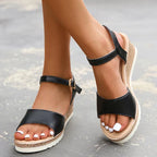 Heidi-Mode - Leichte Sandalen mit Keilabsatz und Schnalle