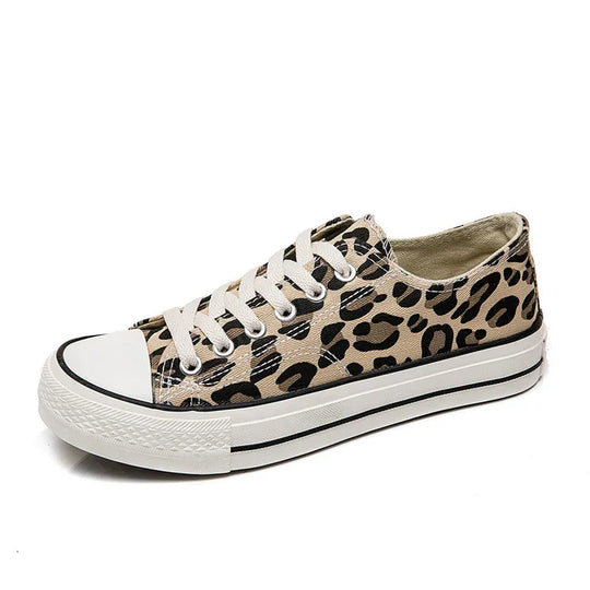 Heidi-Mode | Schuhe mit Leopardenmuster