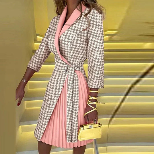Heidi-Mode | Elegantes Blazerkleid mit Gekerbtem Kragen