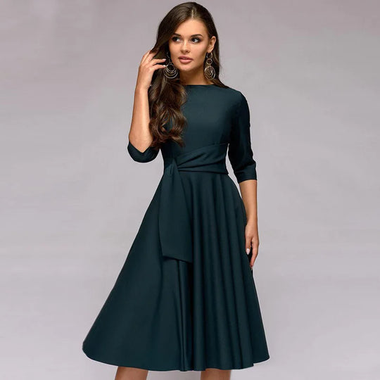 Elegantes Swing-Kleid