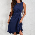 dunkelblaue ärmellose Midi-Kleid