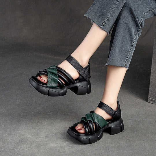 Damen modische Sandalen mit innovativem Riemendesign und stabiler Gummisohle Heidi-Mode