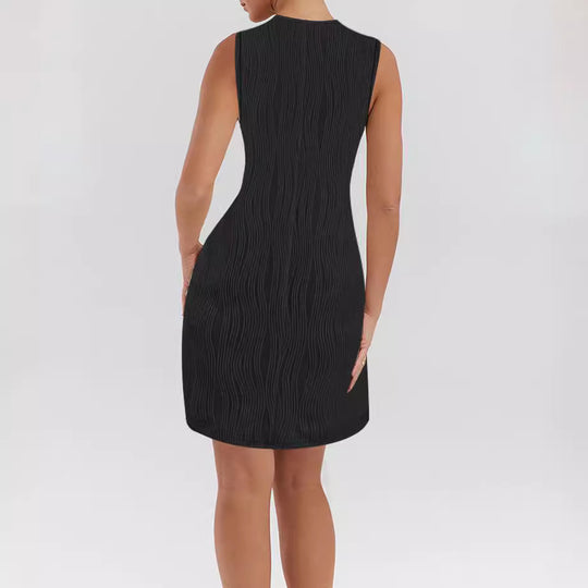 Damen Minikleid mit Wellenstruktur und dekorativen Ringen Heidi-Mode