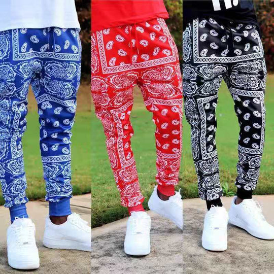 Herren Cargo-Jogginghose im extravaganten Paisley-Muster Heidi-Mode