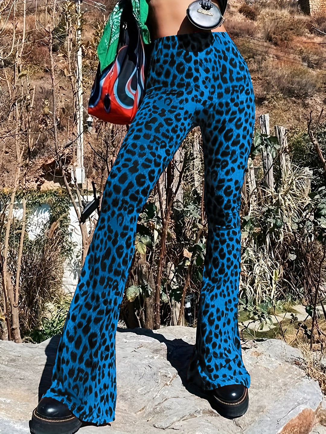 Damen Flared Leggings mit trendigem Leopardenmuster Heidi-Mode