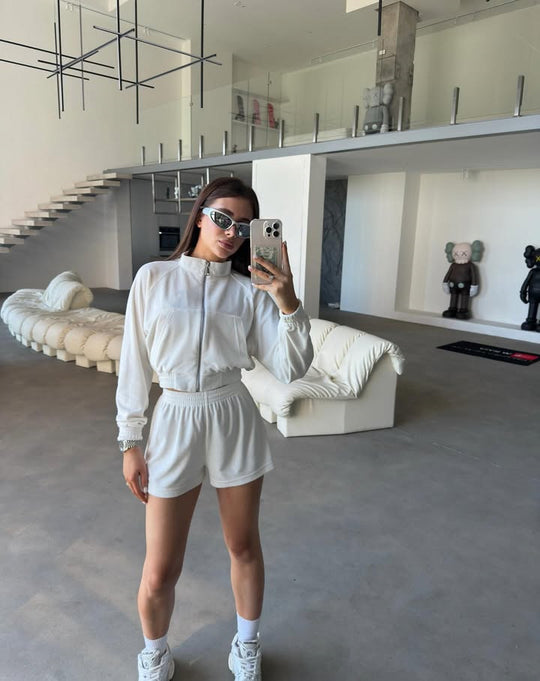 Damen Sportliches Loungewear-Set mit bequemer Jacke und Shorts Heidi-Mode