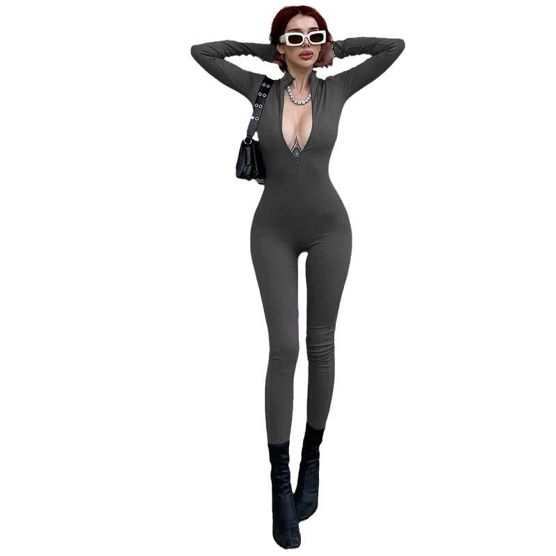 Damen enger Jumpsuit mit tiefem V-Ausschnitt und modernen Stehkragen Heidi-Mode