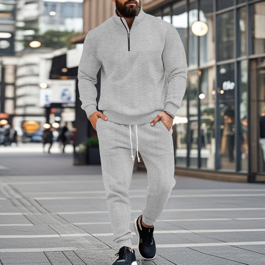 Herren Sportlicher Strickanzug mit Stehkragen und Reißverschluss Heidi-Mode