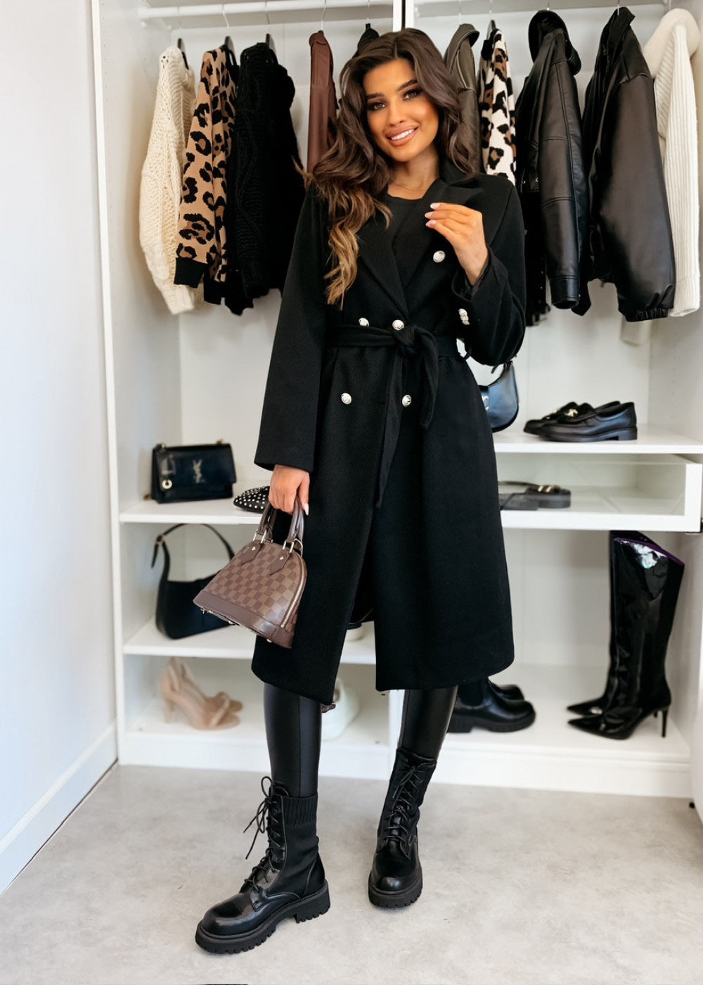 Damen Eleganter Trenchcoat mit taillierbarem Gürtel und Doppelreiher Heidi-Mode