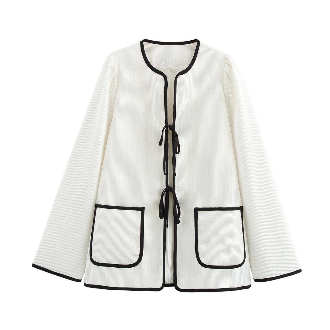 Damen modische Überziehjacke mit eleganten Binde-Details und praktischen Taschen Heidi-Mode