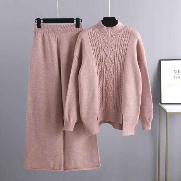 Damen eleganter Strickanzug mit hohem Kragen und farbenfrohem Muster Heidi-Mode