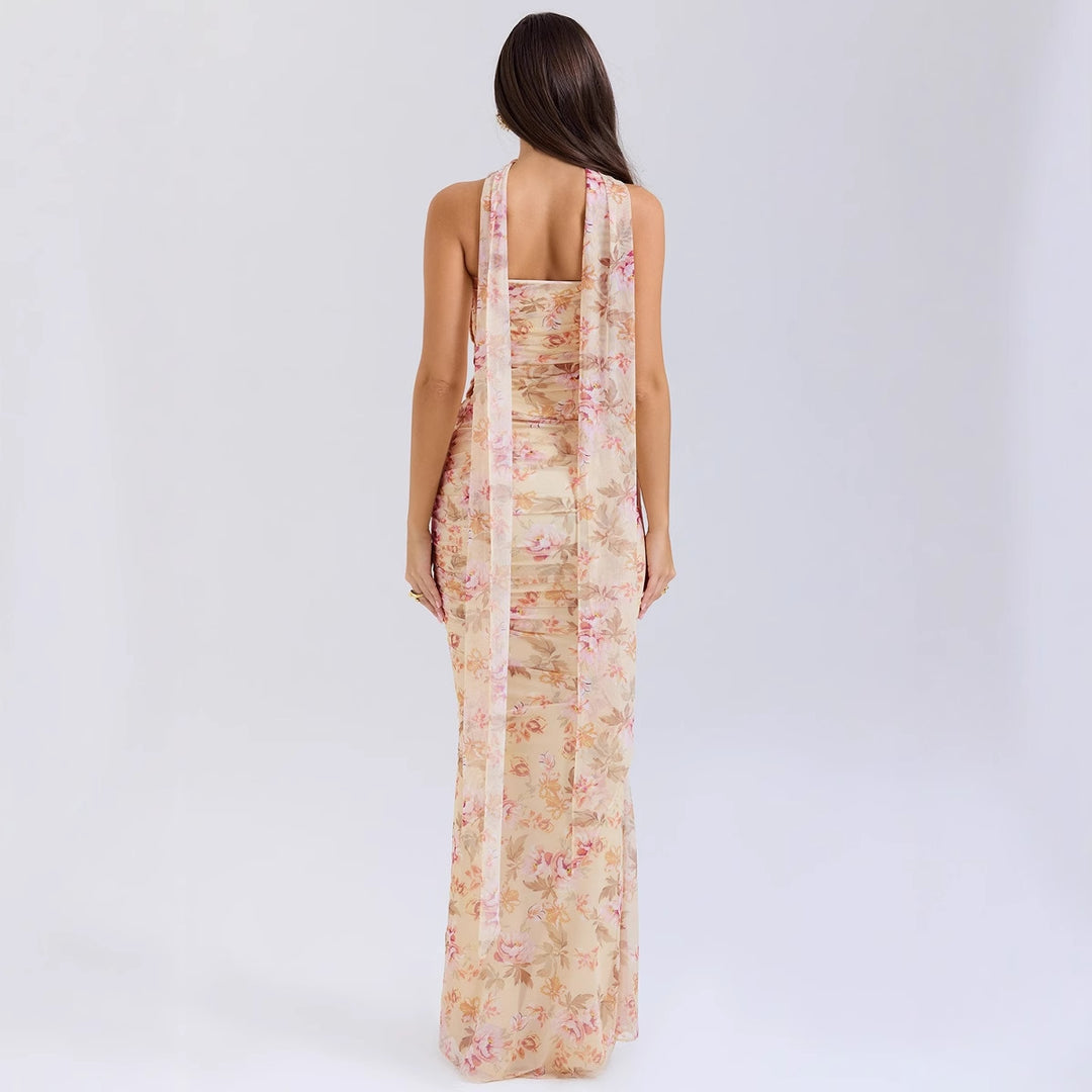 Damen Elegantes Couture-Maxikleid mit schulterfreiem Design und raffinierten Drapierungen Heidi-Mode