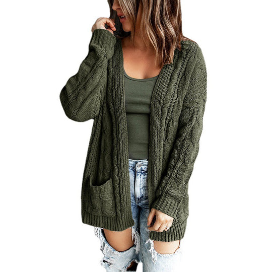 Damen Strickjacke mit modernem Zopfmuster und praktischen Taschen Heidi-Mode