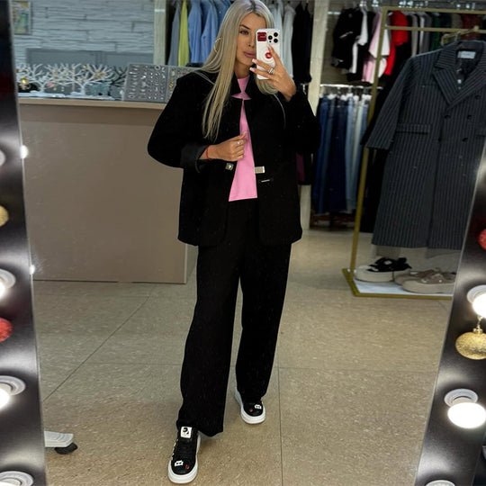 Damen lässige Sweater-Blazer-Kombination mit weit geschnittenen Hosen Heidi-Mode