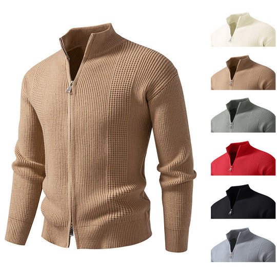 Herren Strickjacke mit hohem Kragen und innovativem Zipper Heidi-Mode