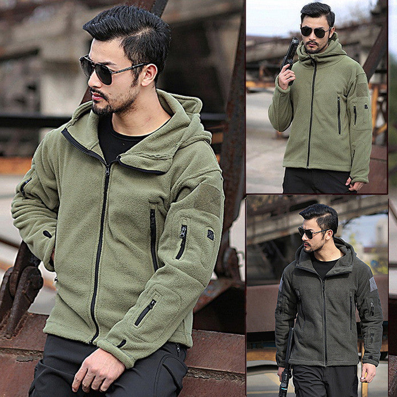 Herren Fleecejacke mit mehrfachen Taschen und verstellbarem Kapuzenkragen Heidi-Mode