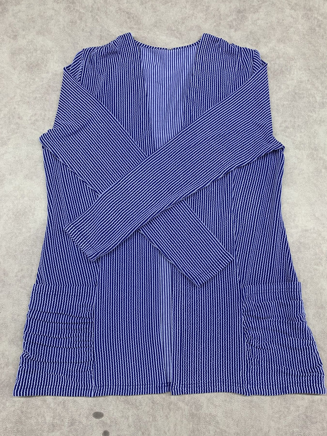 Damen Strickjacke mit Raffung und praktischen Taschen Heidi-Mode