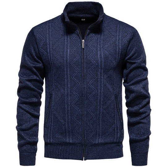 Herren Strickjacke mit Zopfmuster und hohem Stehkragen Heidi-Mode
