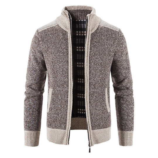 Herren Strickjacke mit modernem Stehkragen und strukturiertem Design Heidi-Mode