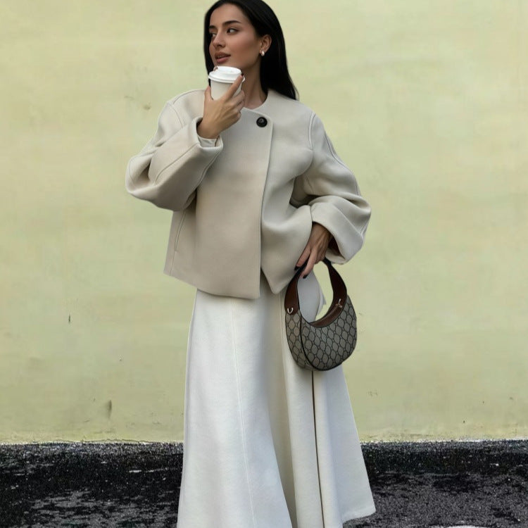 Damen Wickeljacke mit weiten Ärmeln und dekorativem Knopf Heidi-Mode