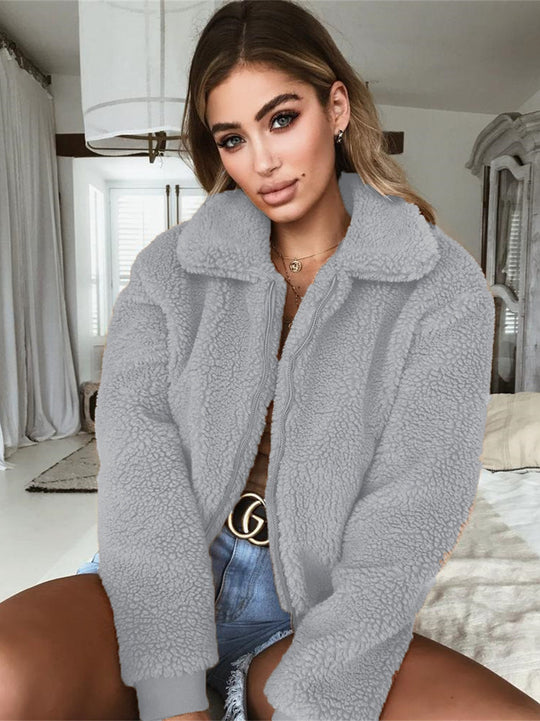 Damen Kuschelige Teddyjacke mit hohem Kragen Heidi-Mode