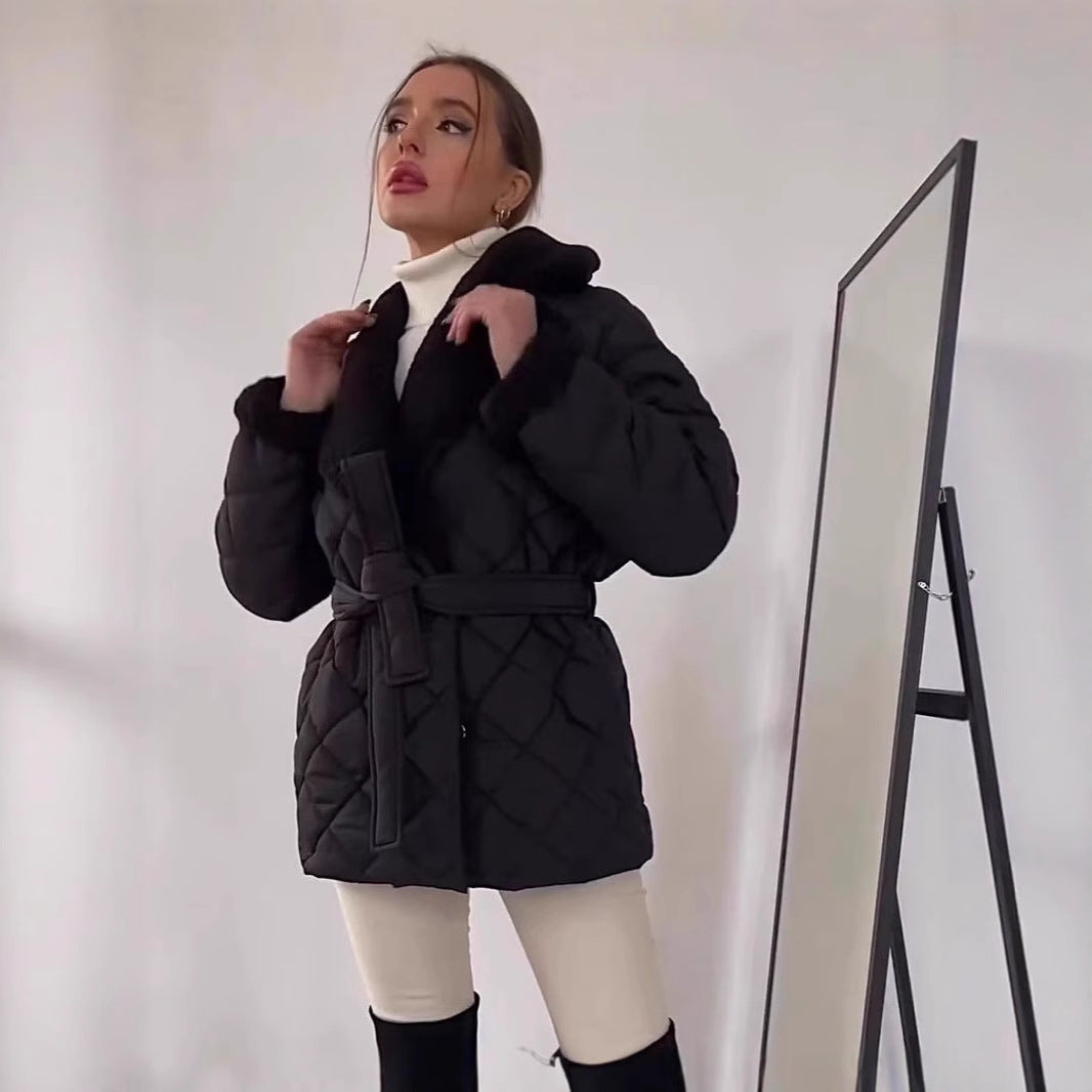 Damen gesteppte Fleecejacke mit Gürtel und großem Kragen Heidi-Mode