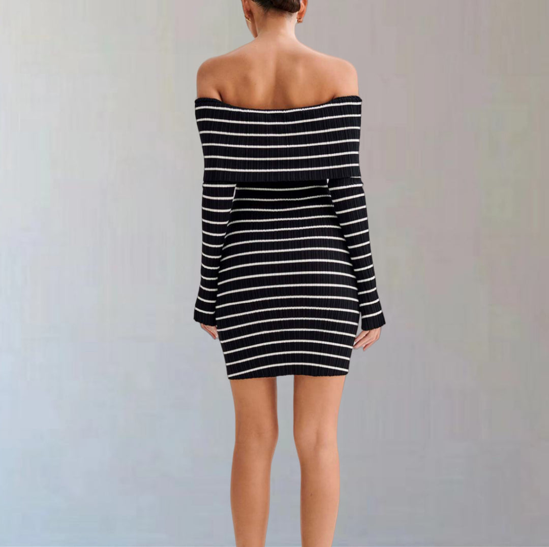 Damen Off-Shoulder Strickkleid mit langen Ärmeln und Streifenmuster Heidi-Mode