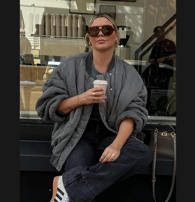 Damen gesteppte Oversized-Bomberjacke mit weichem Futter und luxuriösem Schnitt Heidi-Mode