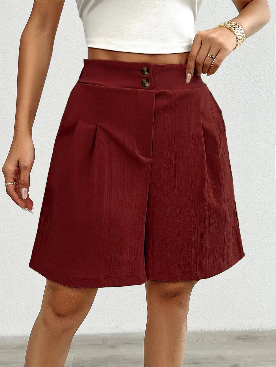 Damen Elegante Shorts mit Knopfverschluss und faltigem Design Heidi-Mode